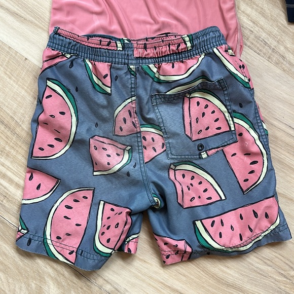 tea collection boys swimsuit and UPF rashguard size 8 - Picture 5 of 12